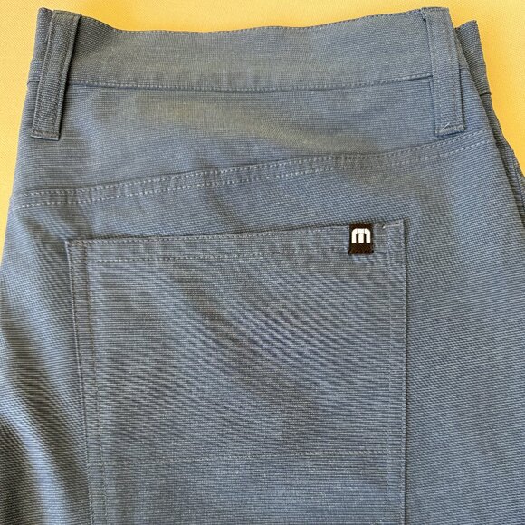 Travis Mathew Chino Pants Size 34 - Picture 2 of 3